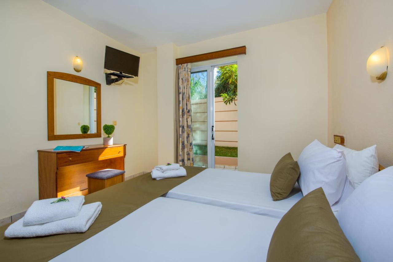 Dias Hotel Apartments Agia Marina  Bagian luar foto